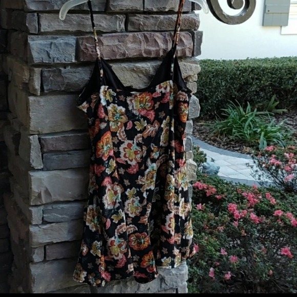 Rokoko Floral Romper Multicolor Adjustable Spaghetti Straps Medium - Picture 11 of 11